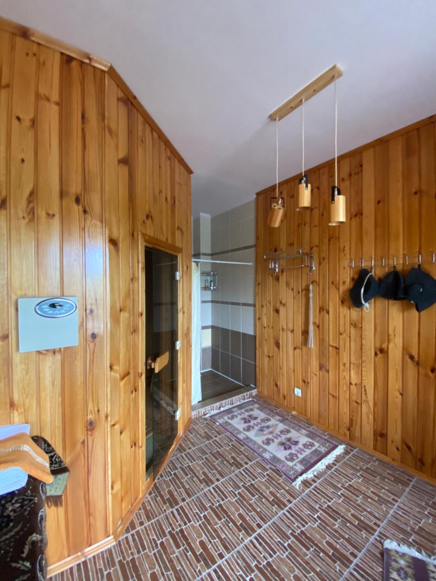 Holiday home Opushka *